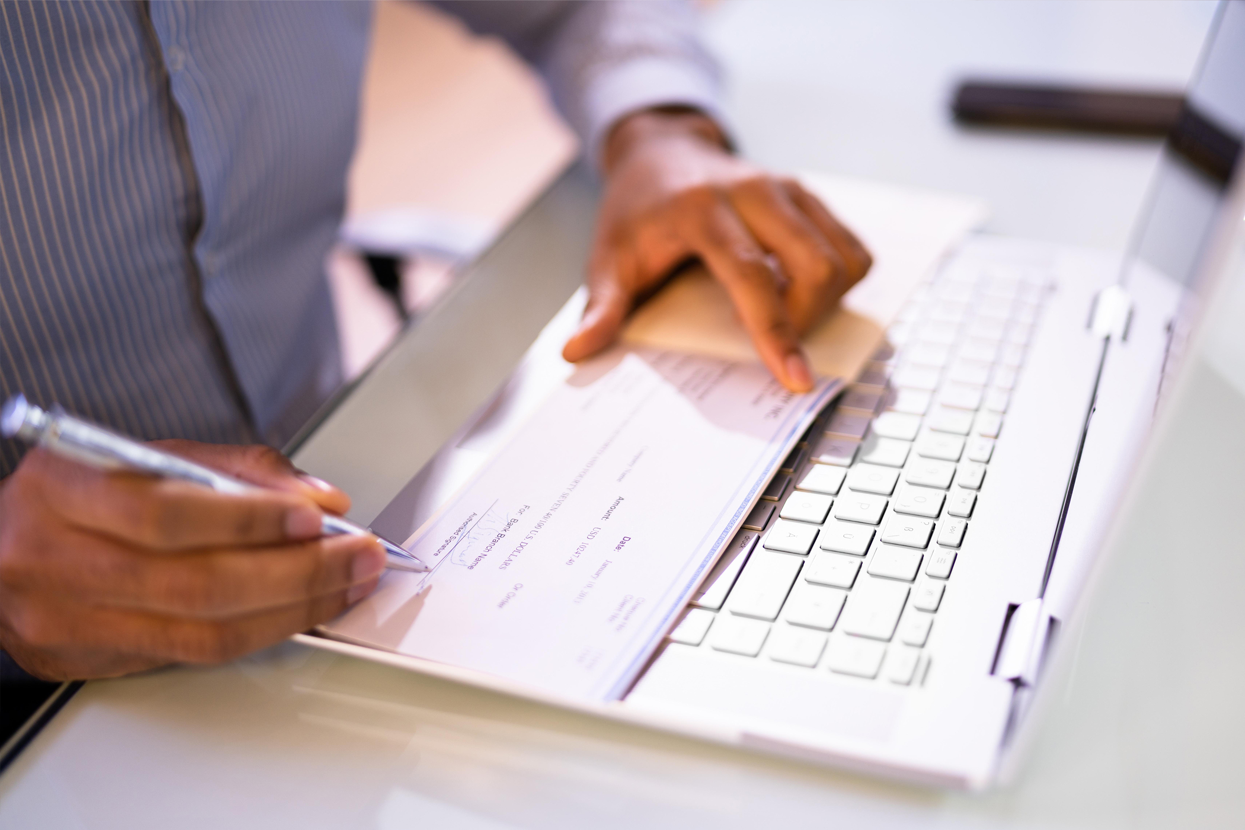 What Small Businesses Need to Know About Payroll